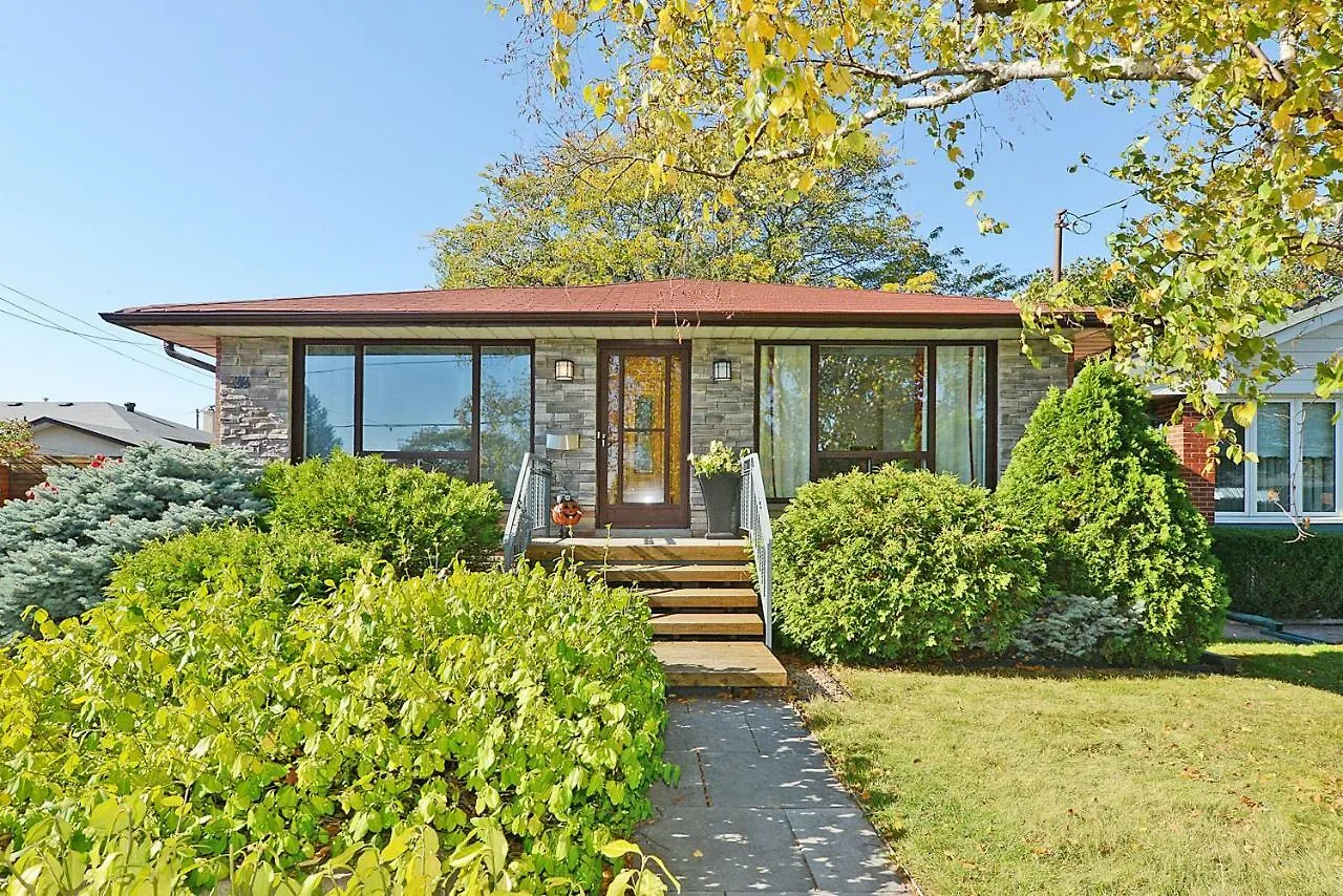 Richview Gardens Suite Toronto